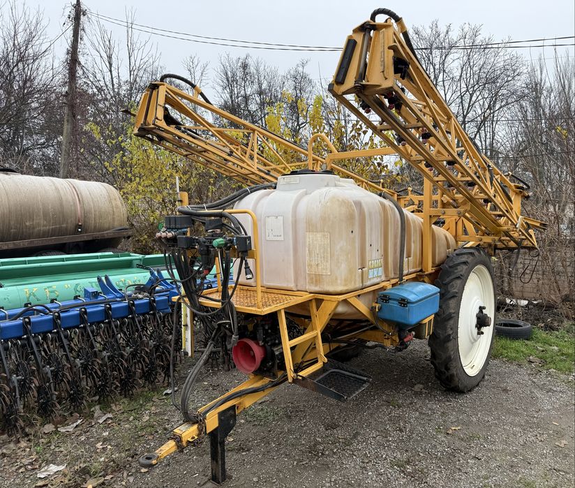 Оприскувач ОП-2000 , Богуслав , Кронос