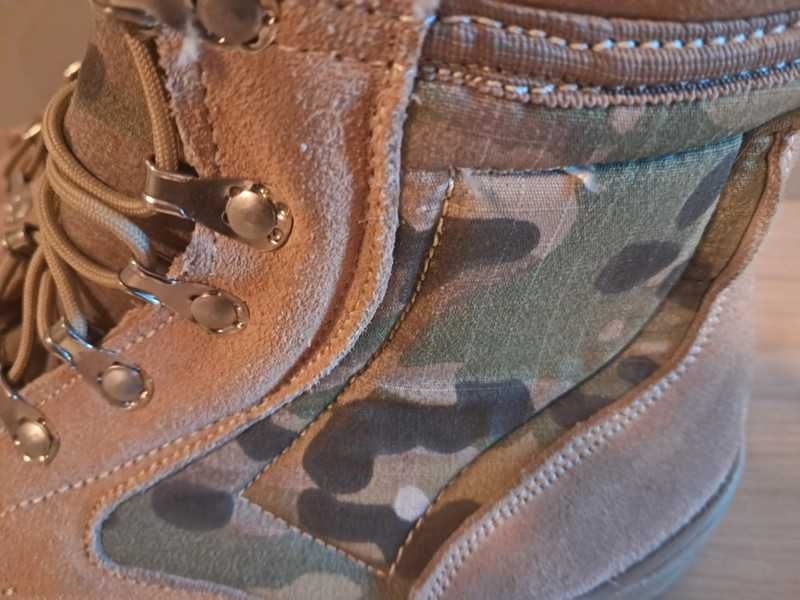 Buty taktyczne pustynne multicam rozm. 40/40,5  Wrocław