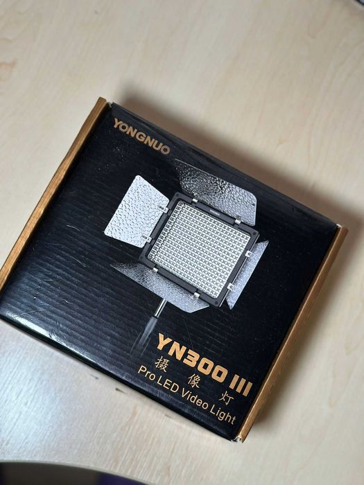 Lampa LED Yongnuo YN300 III