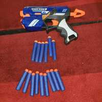 Nerf plus strzałki w komplecie