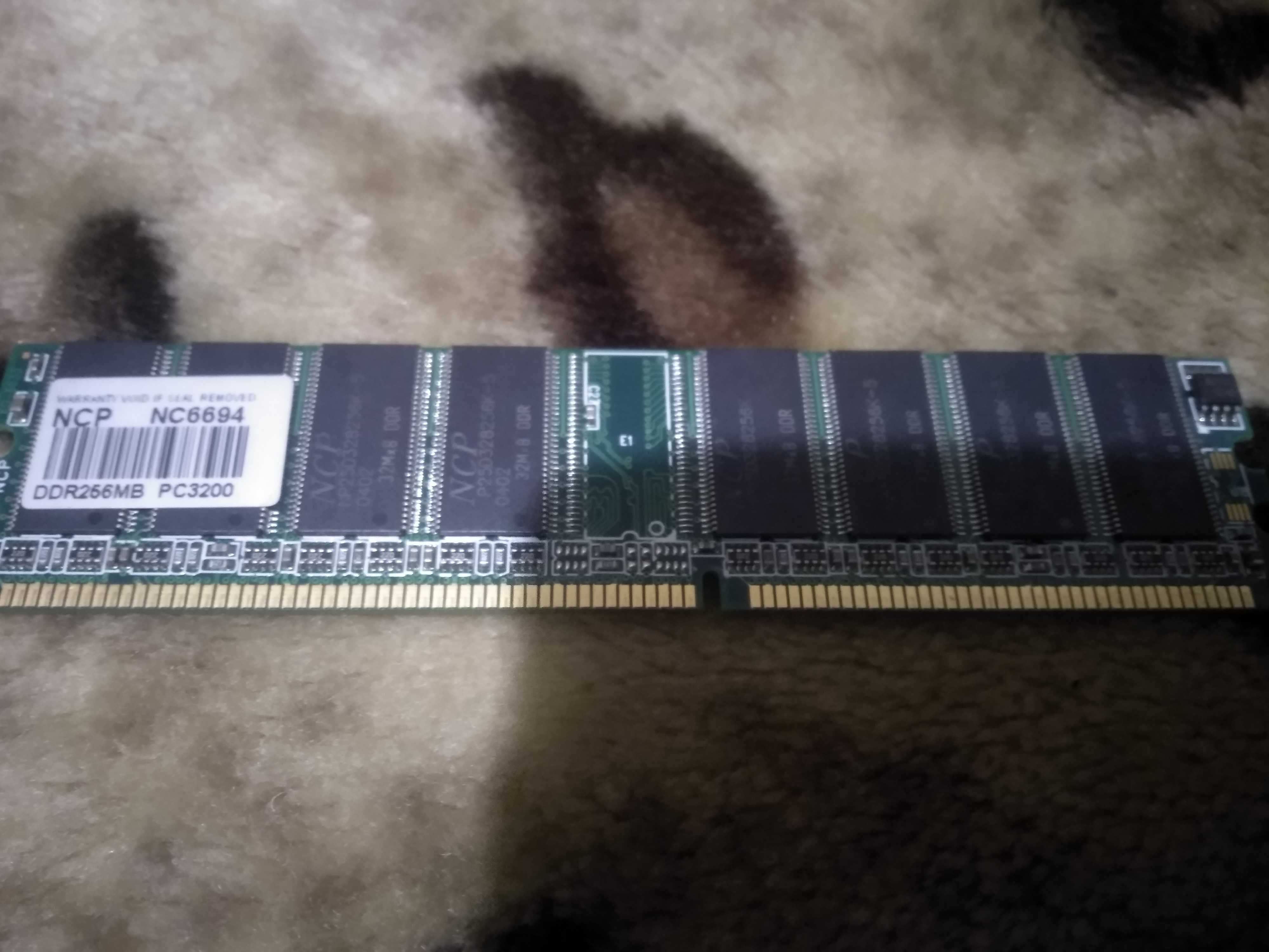 Продам оперативную память DDR1 PC3200 (512Mb, 256Mb, 128Mb)