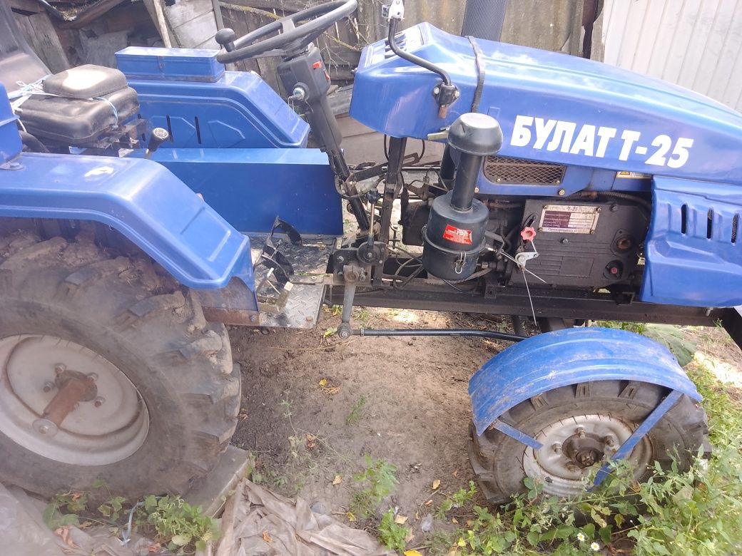 Продам трактор Булат Т-25