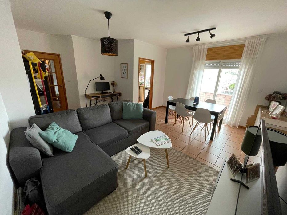 Apartamento T1 para arrendar em Baguim do Monte/Rio Tinto