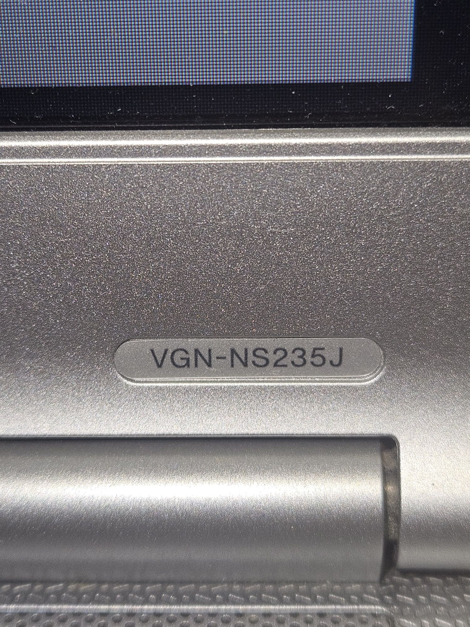 Sony Vaio VGN-NS235J