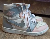 Жіночі кросівки Nike Air Jordan Pink високі