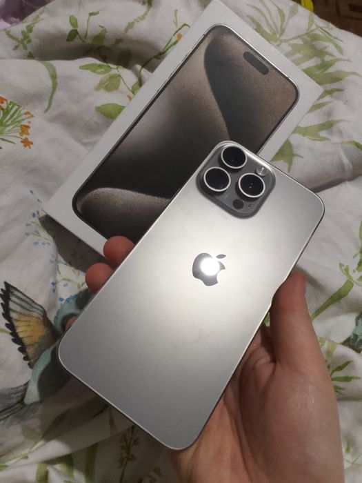 iPhone 15 pro max 256GB