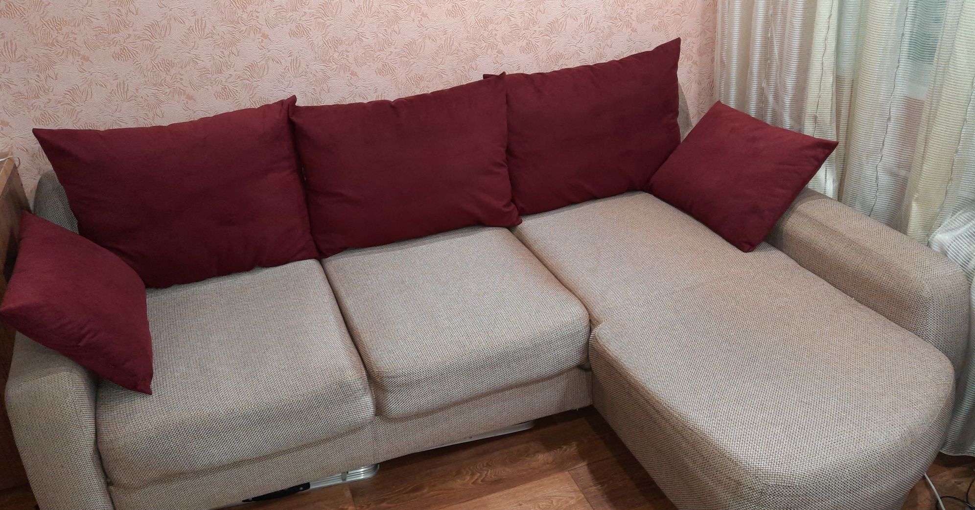 Мягкий уголок/угловой диван