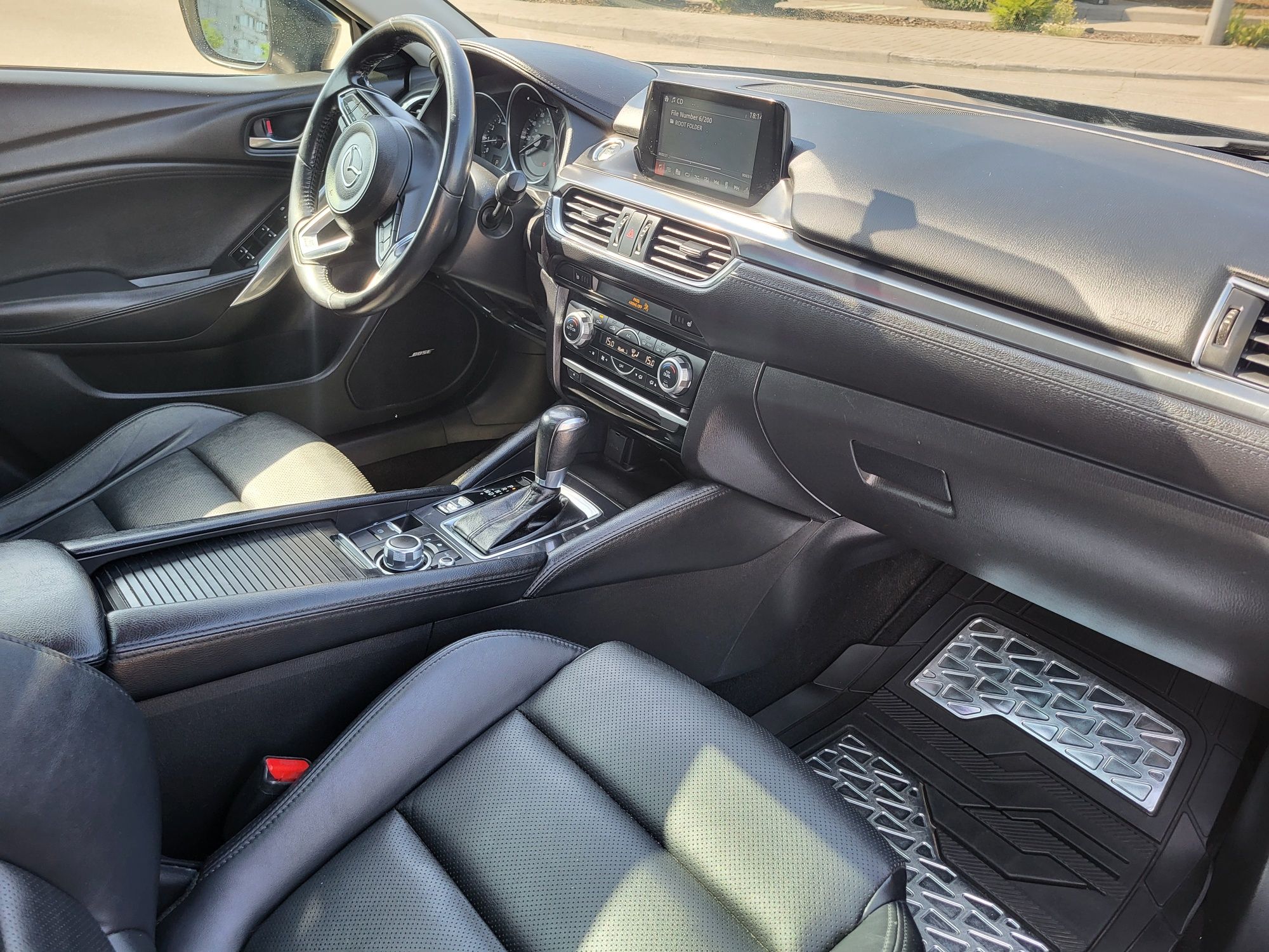 Продам авто MAZDA 6 2017