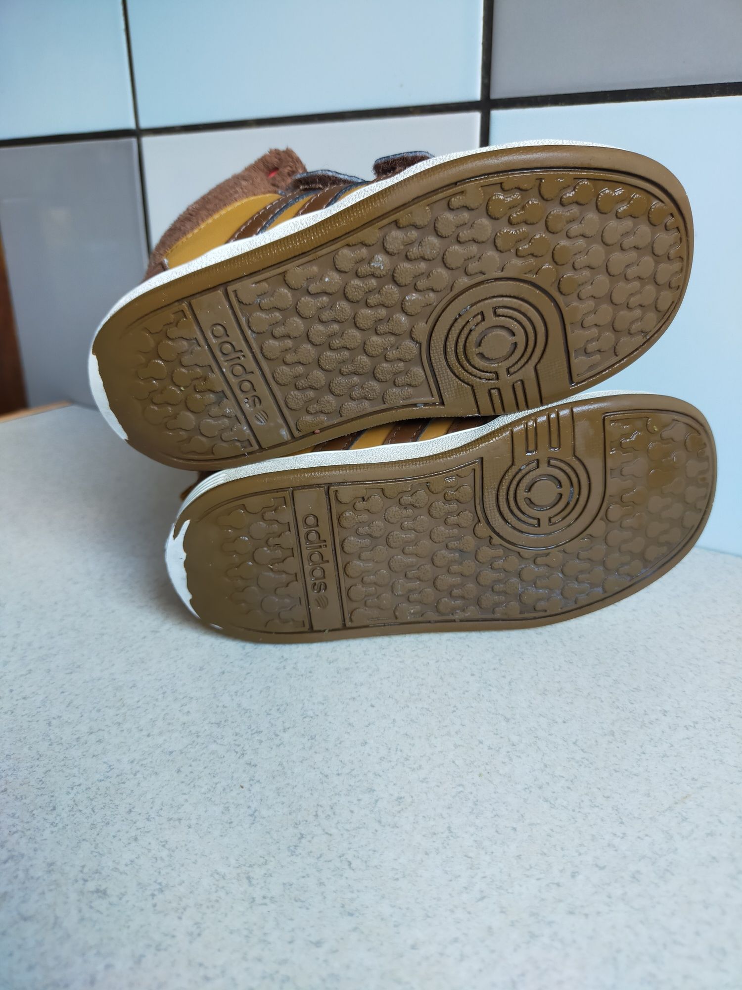 Buciki Adidasy beżowe 25/14,5 cm