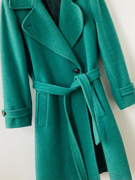 Продам пальто Max Mara. Итальянское. Оригинал.