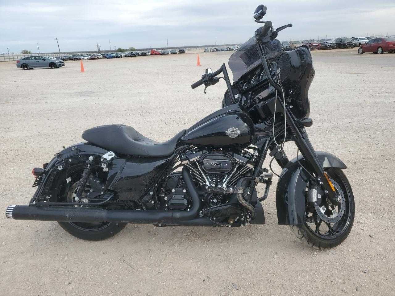 FLHXS 2022 Harley-Davidson