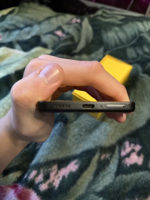 Продам Poco x5 pro