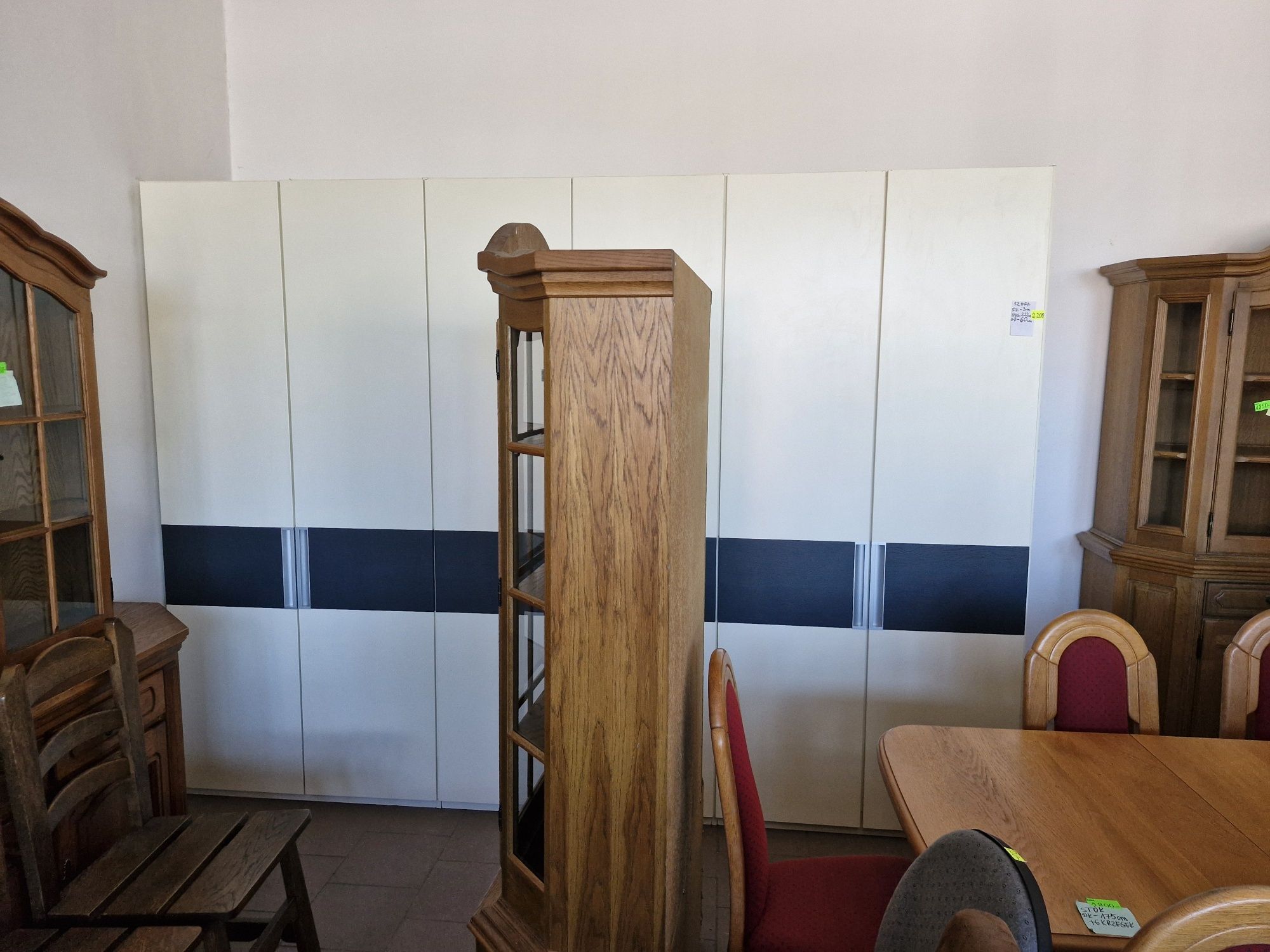 Szafa 6-drzwiowa biała półki drążki dł. 3 m wys. 222 cm stan bdb
