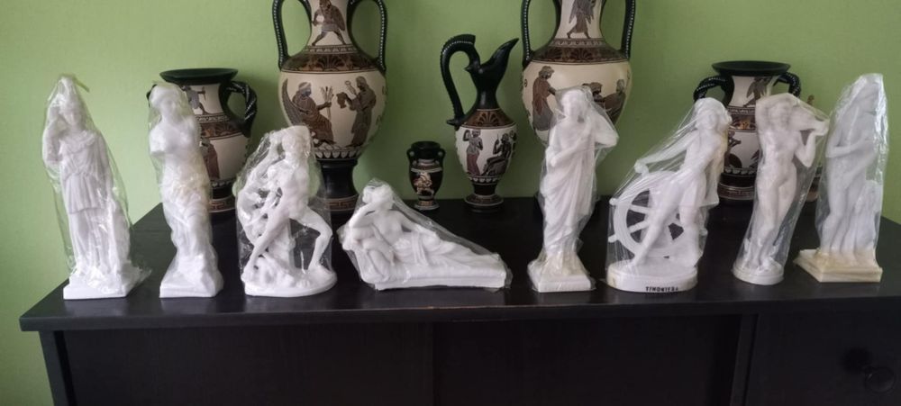 Komplet figurek greckich bogini
