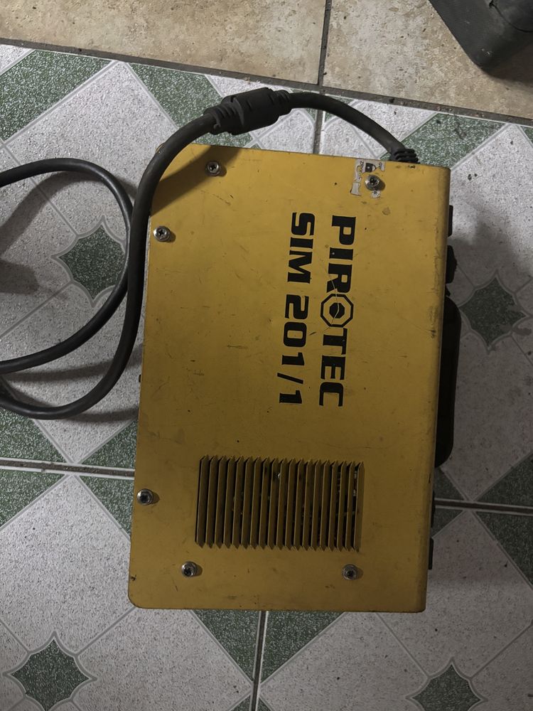 Spawarka pirotec Sim 201/1