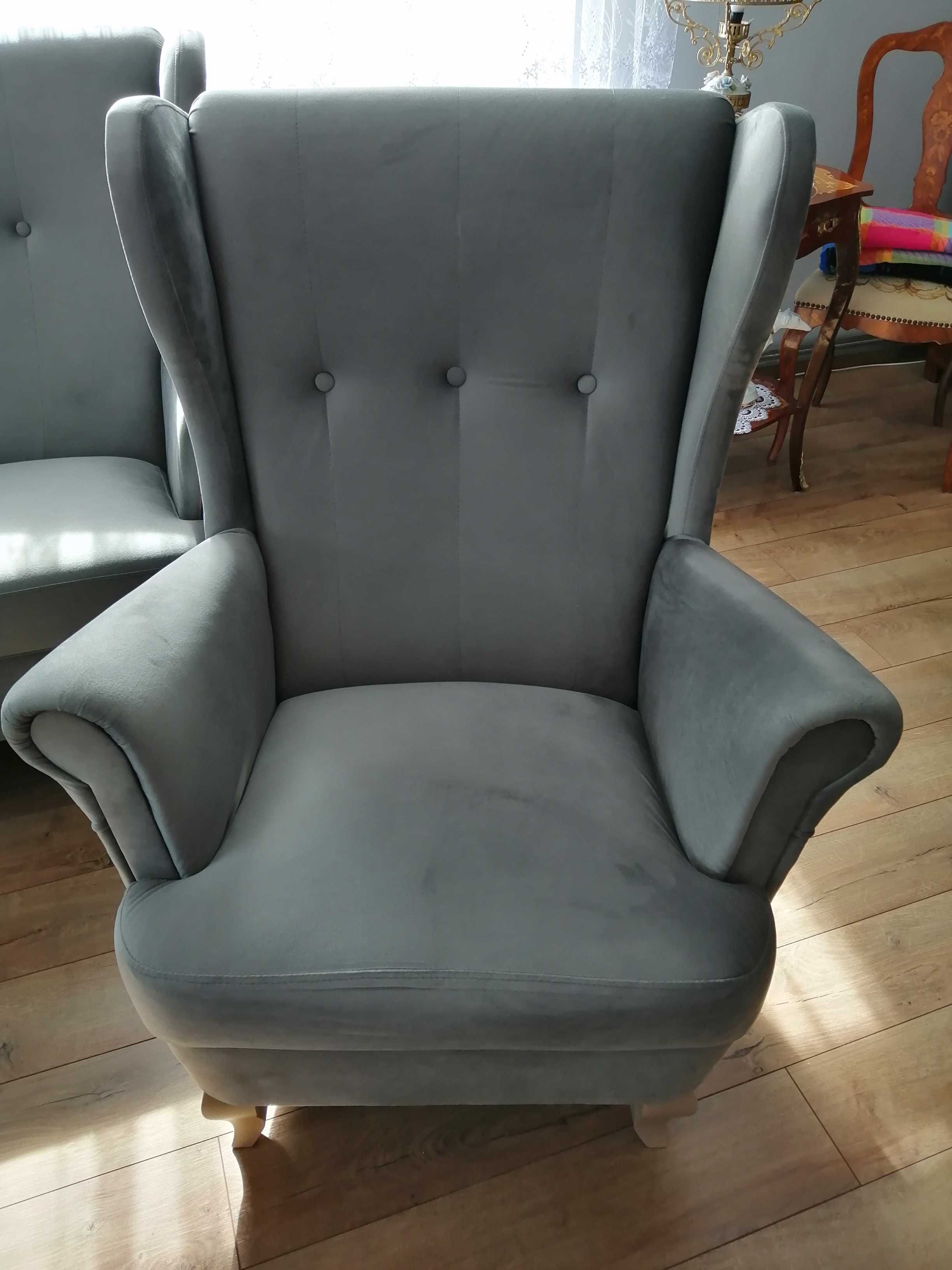 Komplet wypoczynkowy sofa i fotele