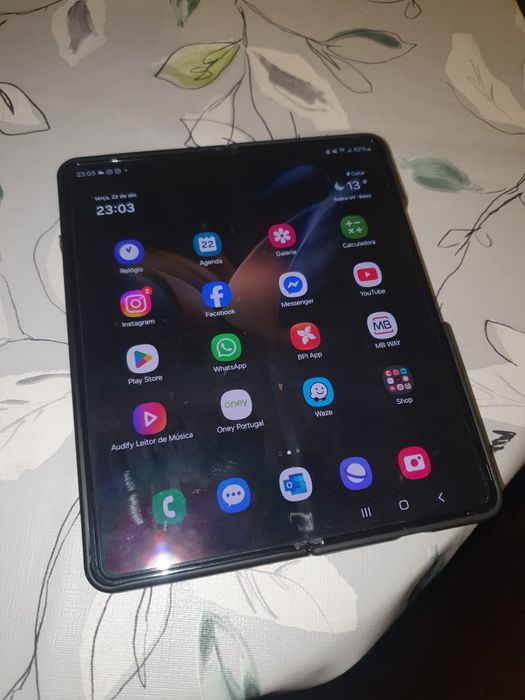 Samsung fold 4 12Gb Ram 512Gb