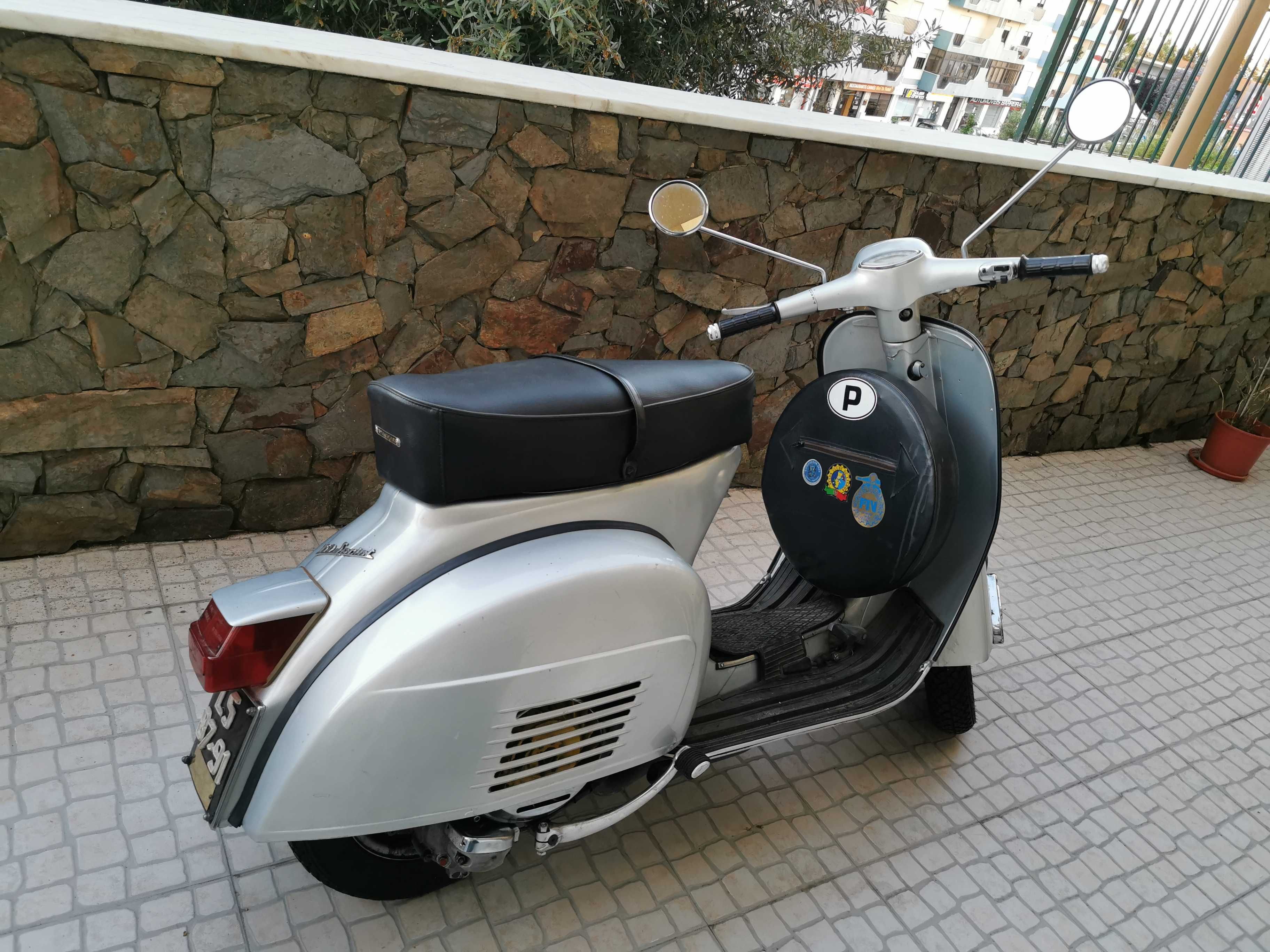 Vespa 150 Sprint de 1974 ou troco