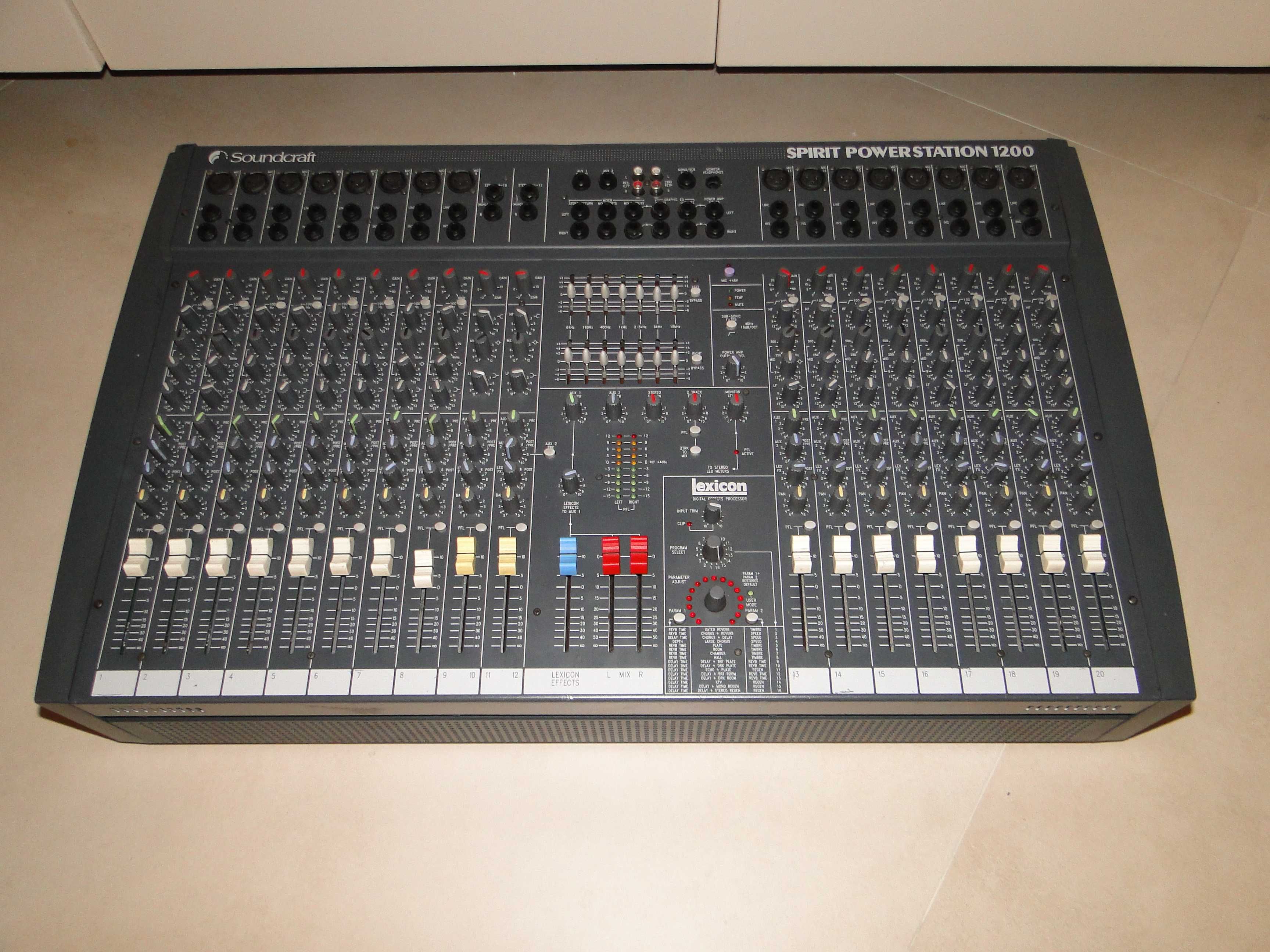 Zawodowy Powermixer SOUNDCRAFT SPIRIT POWERSTATION 1200 England.Okazja