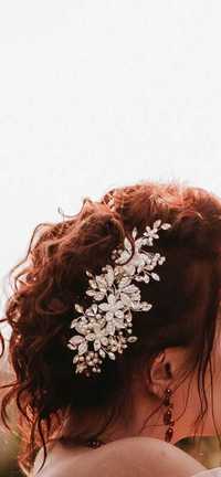 Piękna ozdoba do włosów ślubna na ślub