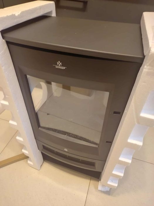 Kominek Elektryczny Stojący   KESSER LED