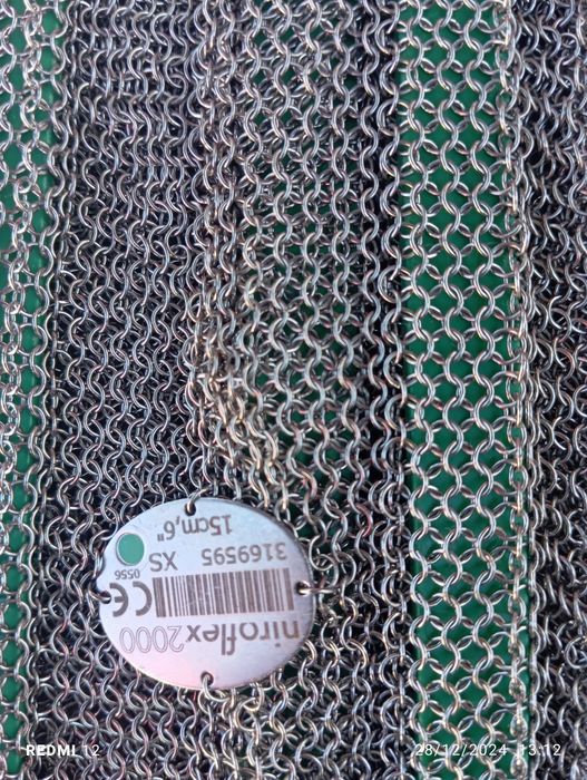 Luvas de malha de aço