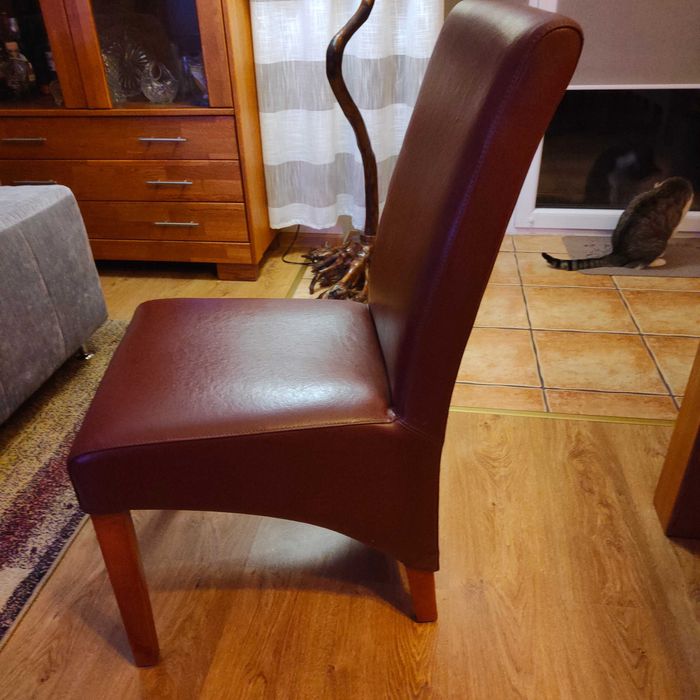 Komplet 6 okazałych krzeseł skórzanych