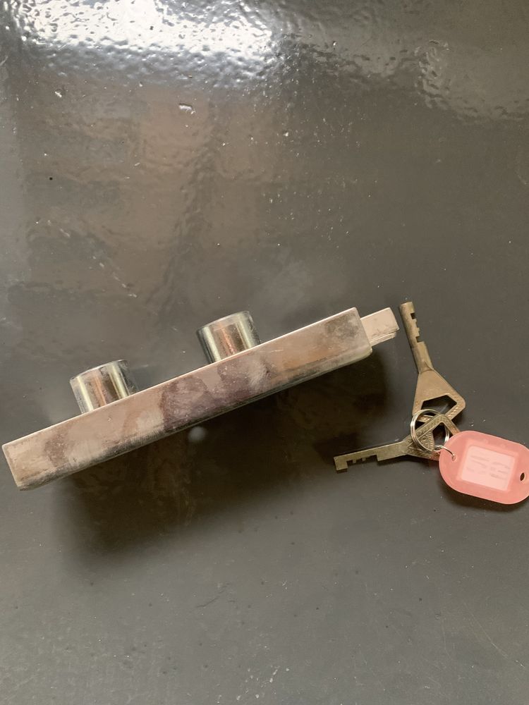 Сейфовий замок Abloy для депозитних ячейок