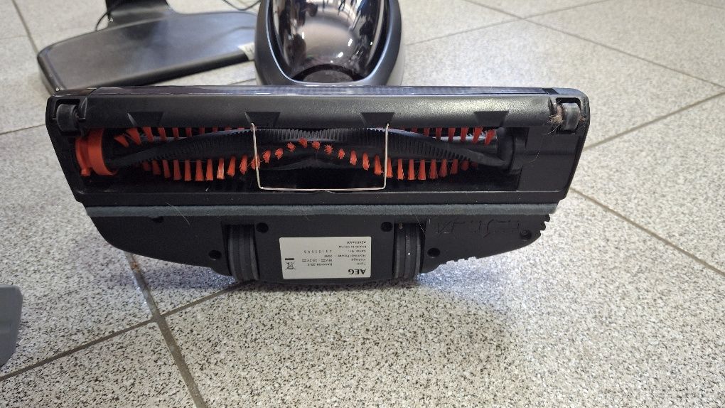 odkurzacz pionowy AEG QX6 (47)