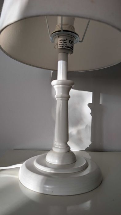 Base de candeeiro branco IKEA