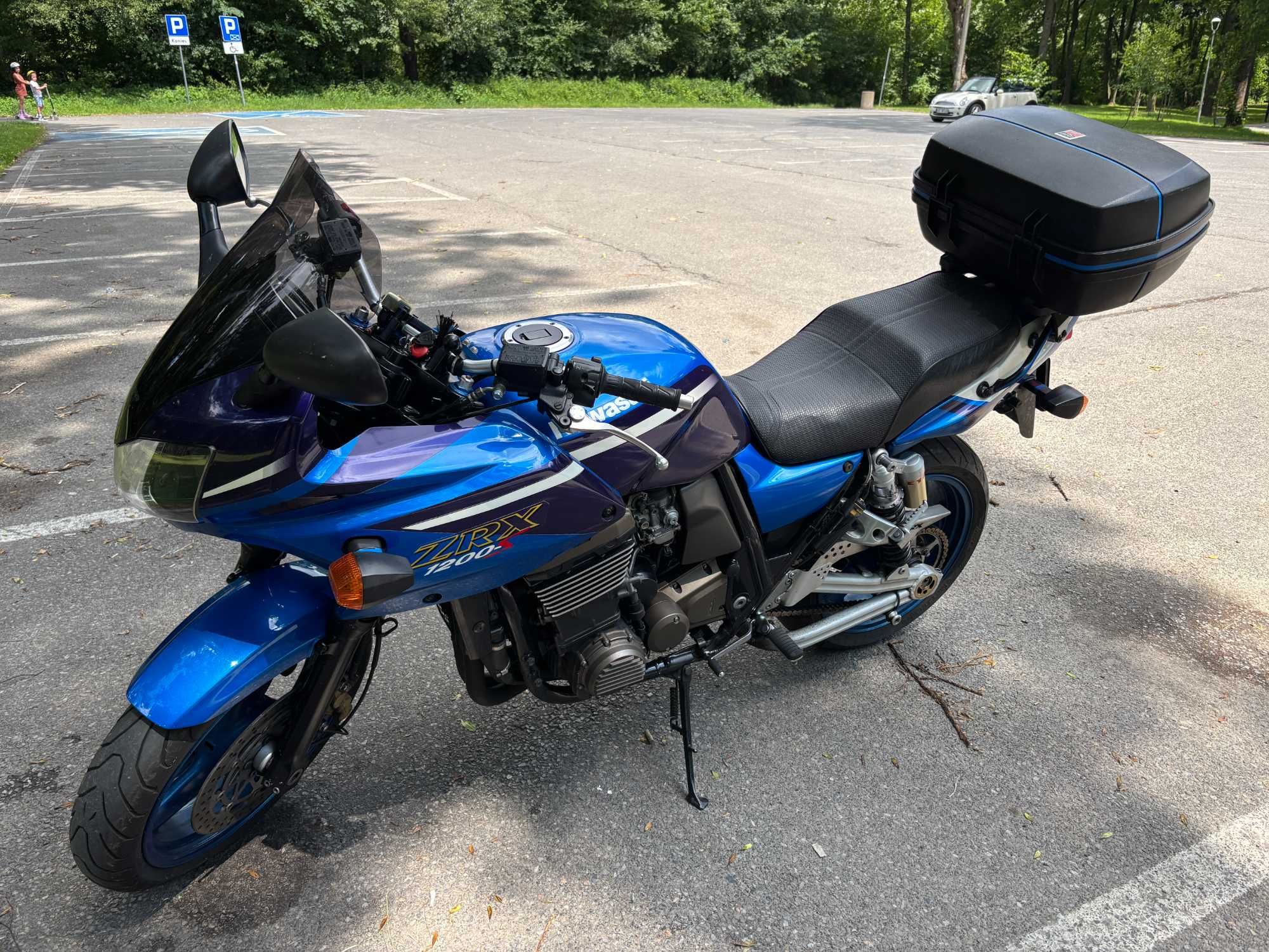 Kawasaki ZRX 1200S