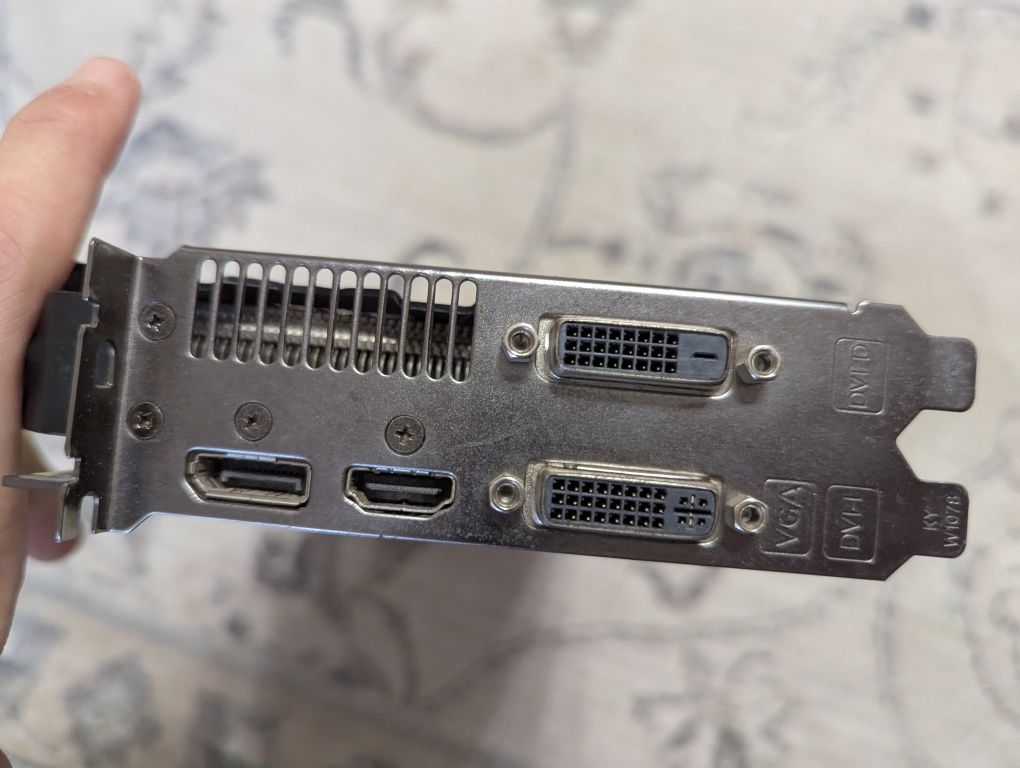 R9 280x 3gb рабоча