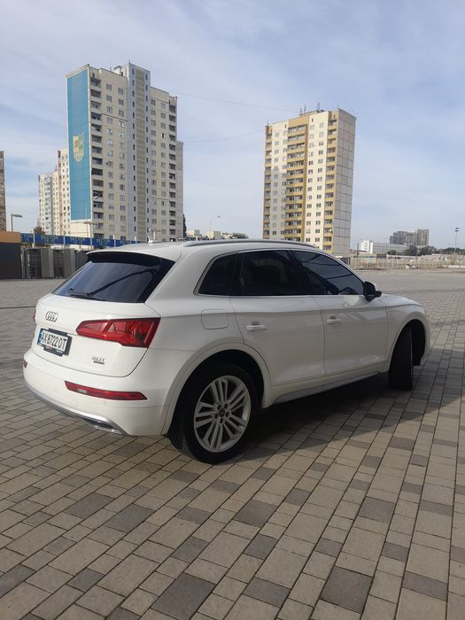 Своя у продажі audi Q5 Premium Plus 2017р