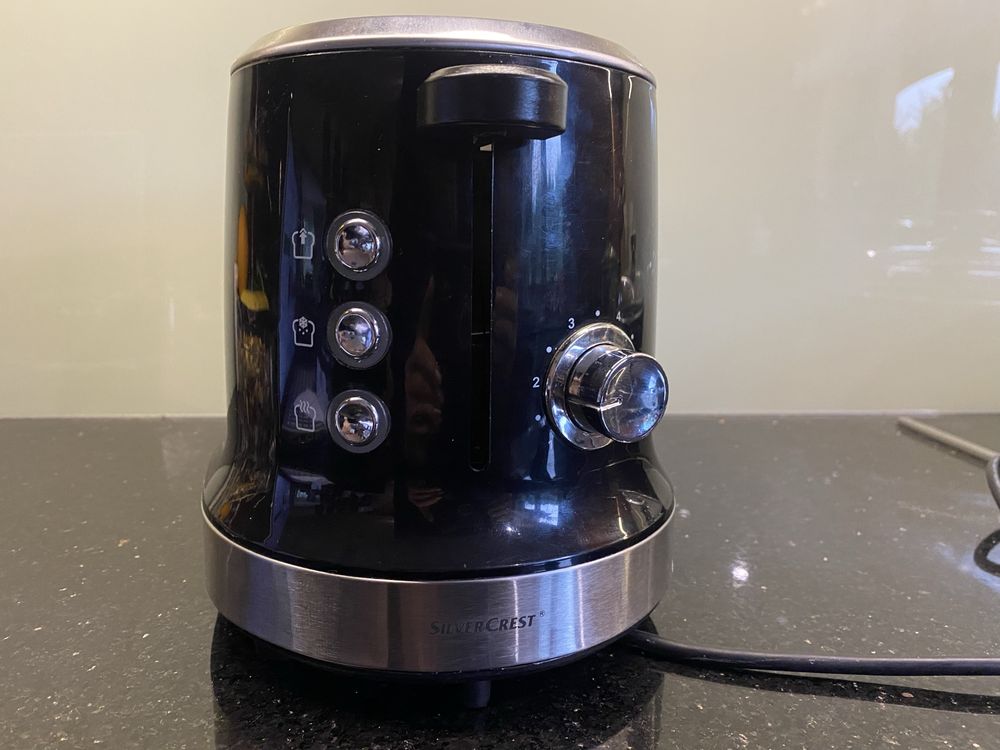 Sprzedam toster 800-950W