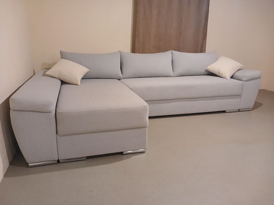 Новий кутовий диван.