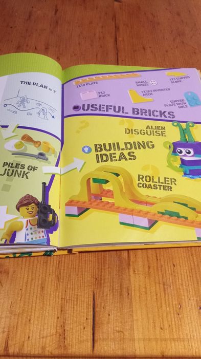 Книга LEGO  Minifigure mission