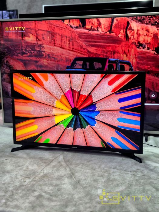 Телевізор Samsung 32"  Wi-Fi Smart Tv