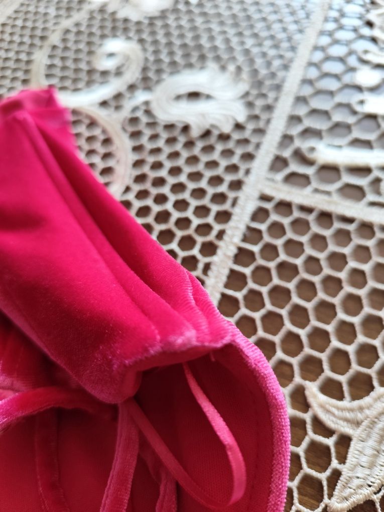 Gorset na regulowane ramiączka rozm 36B. Gina Tricot.