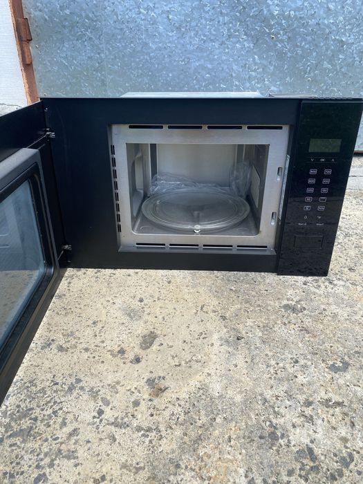 Мікрохвильовка Miele