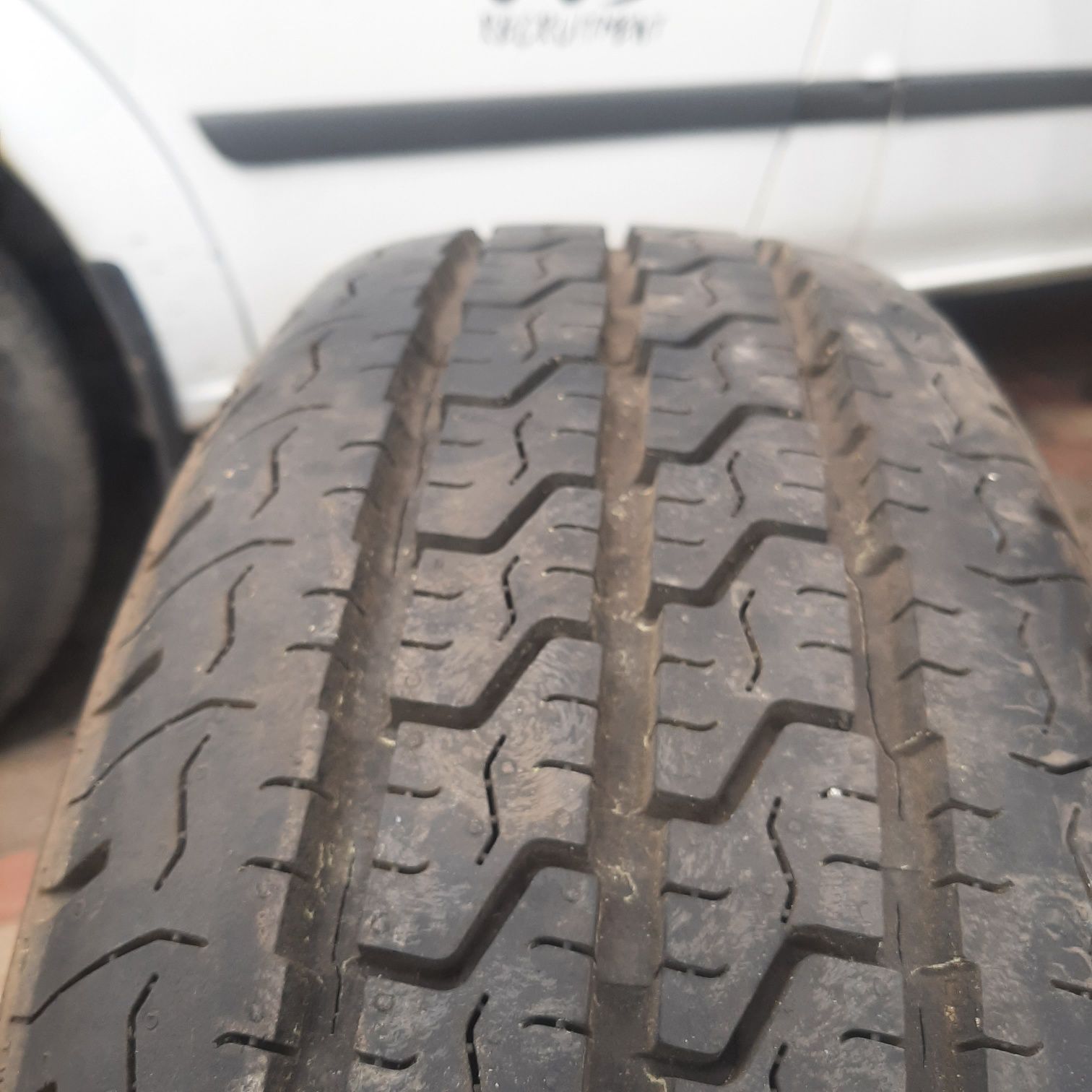 Opona Letnia Fortuna 205/65R16C 107/105T