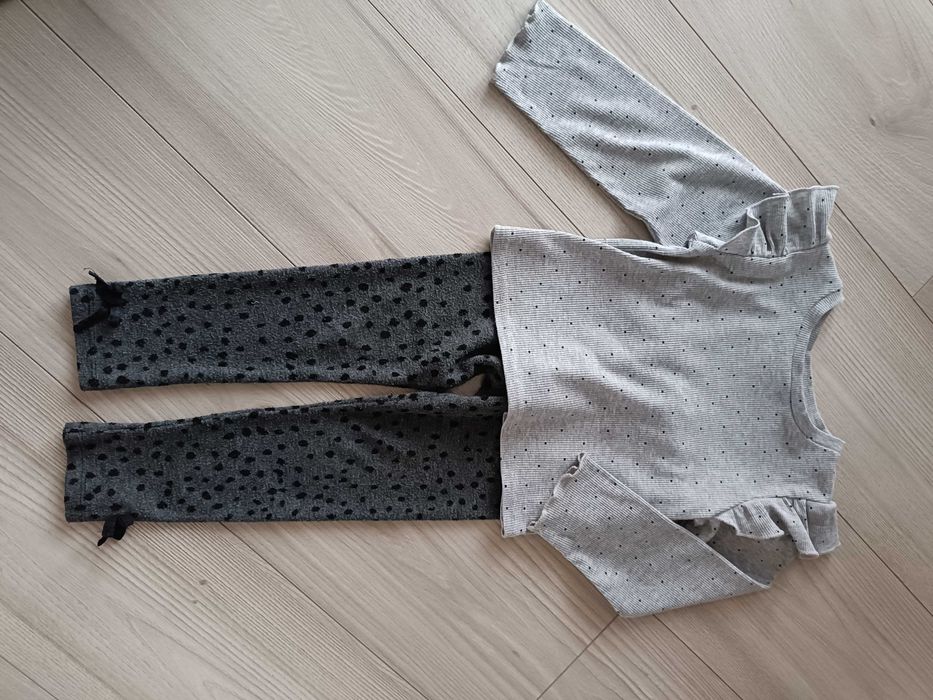 Bluzeczka dla dziewczynki + legginsy używane, rozmiar 104 cm