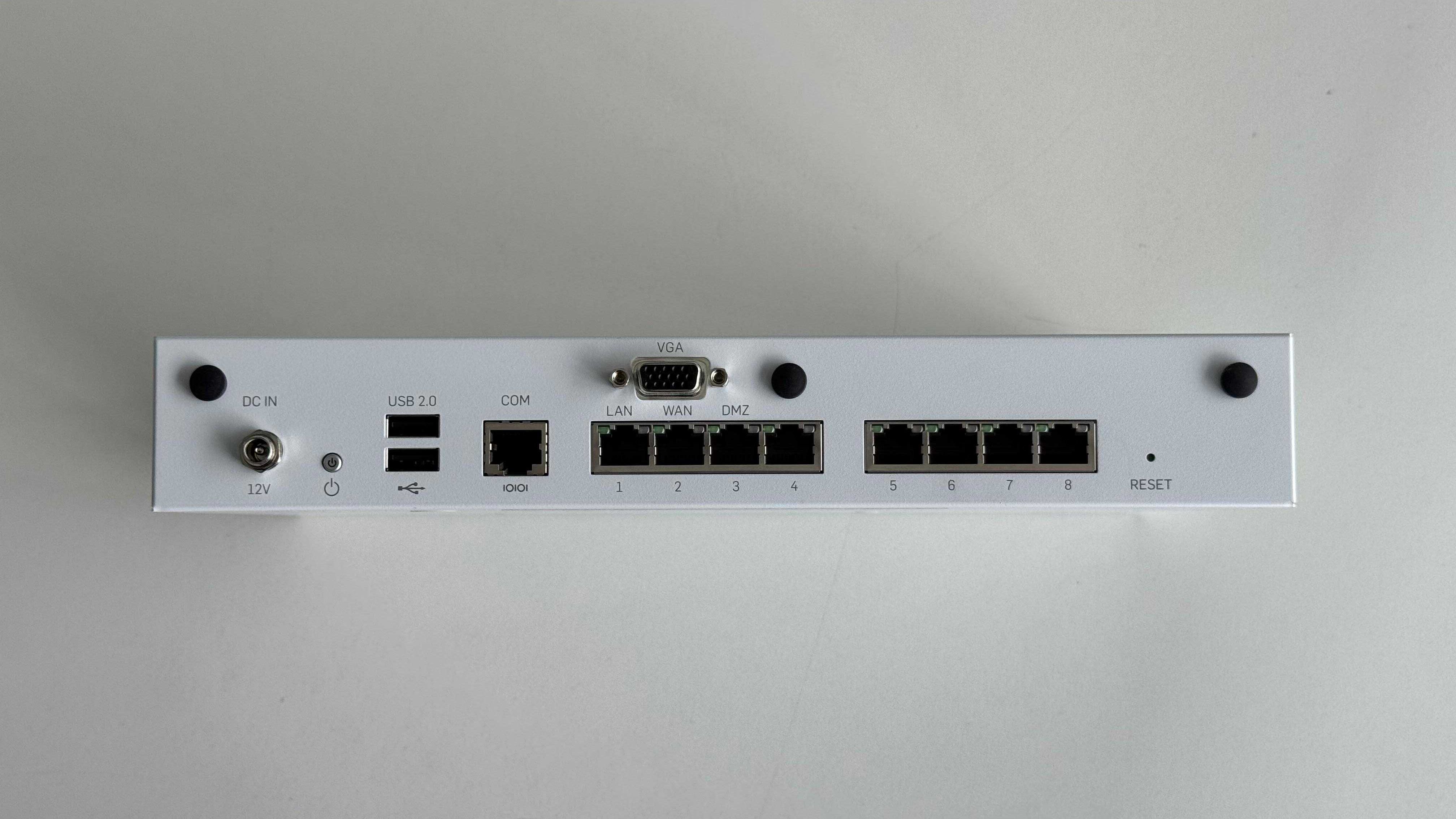 Firewall Sophos XG 135