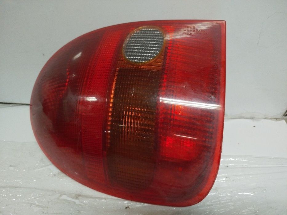 Farolim Stop Esq Opel Corsa B (S93)