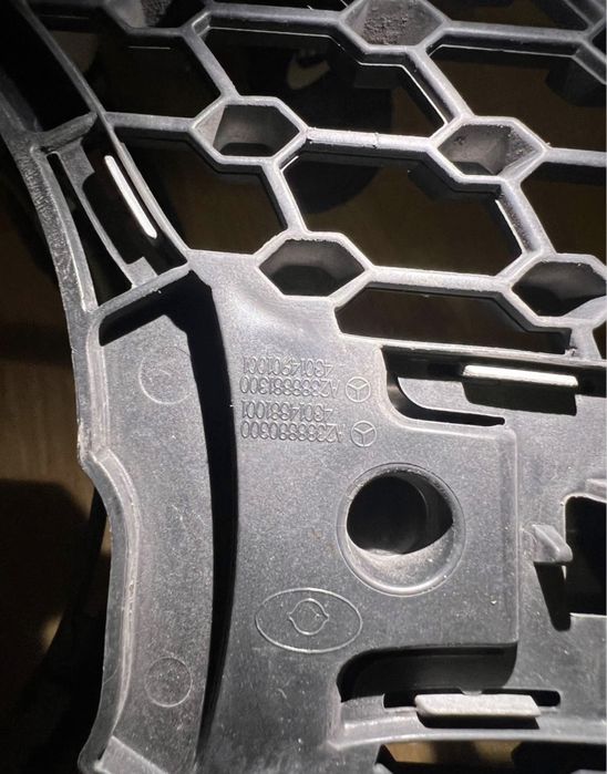 Grelha Original de Fábrica para Mercedes-Benz Classe E (W213)