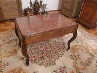 Stół w stylu ludwikowskim, granitowy blat