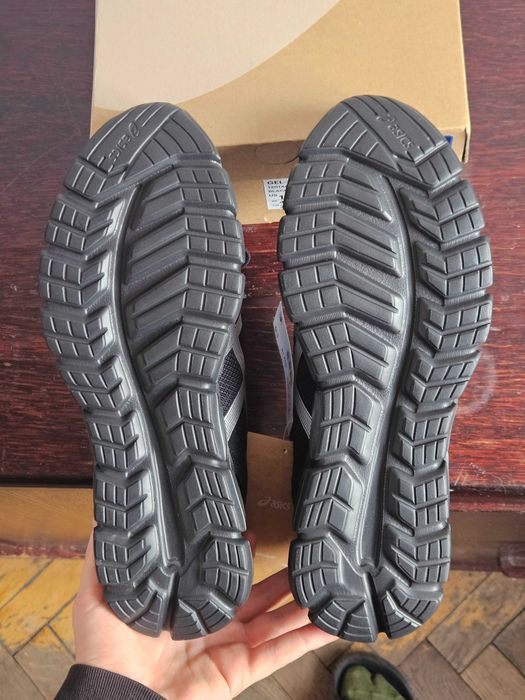 Чоловічі кросівки Asics GEL-QUANTUM LYTE 2 1201A630-012 42.5 | 44