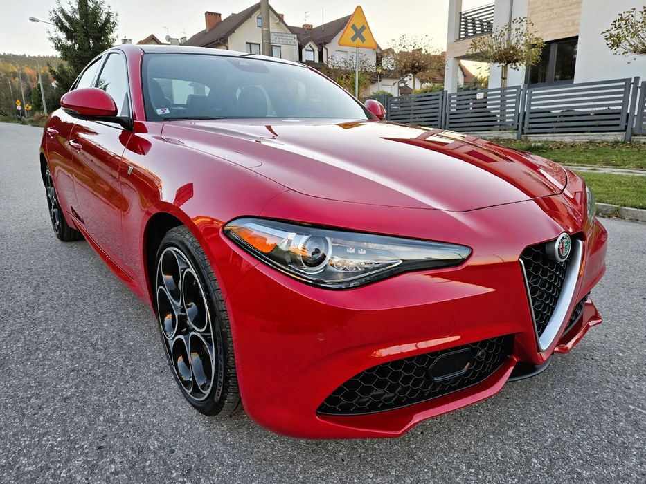 Alfa Romeo Giulia Q4 280KM Ti * Bardzo bogata wersja z małą szkodą jak NOWA * Na miejscu