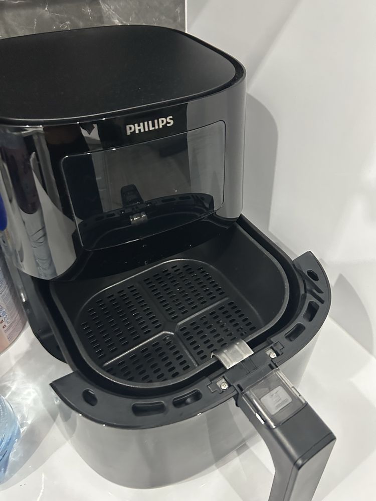 Philips air fryer czarny HD9280/70