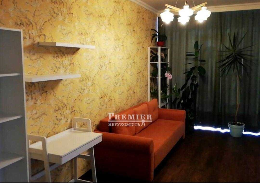 Продам 3х кімнатну квартиру в новому будинку на Сахарова.