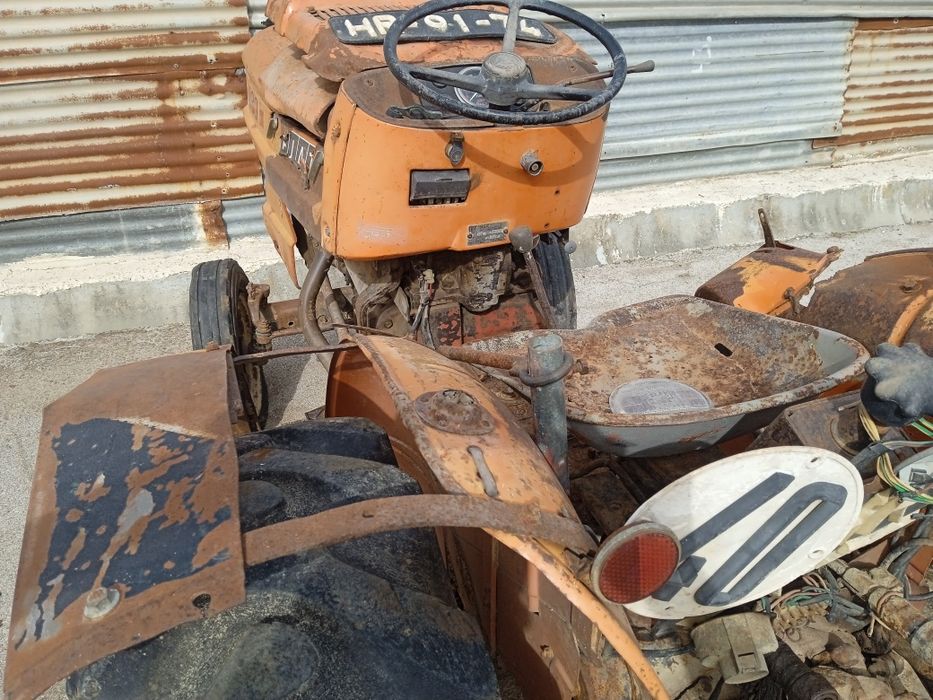 Vende-se trator Fiat 480